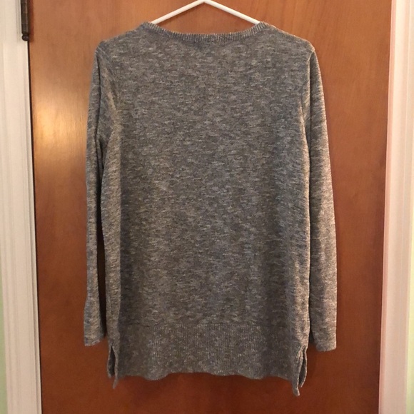 Heather black/gray/white v-neck sweater size small. - Picture 3 of 4